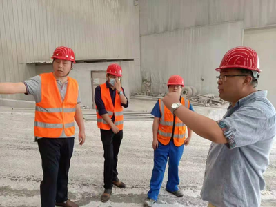 区应急局对嘉威啤酒、交能建材进行安全检查